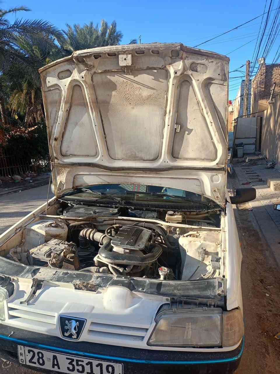 السلام عليكم بيجو روا مديل 2010 للبيع رقم نكليزي مصفره غرامات سنويه جديده مداور ثاني يوم ***********
