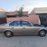 بي ام ٥٢٠ • موديل ١٩٩٠ • رقم كركوك