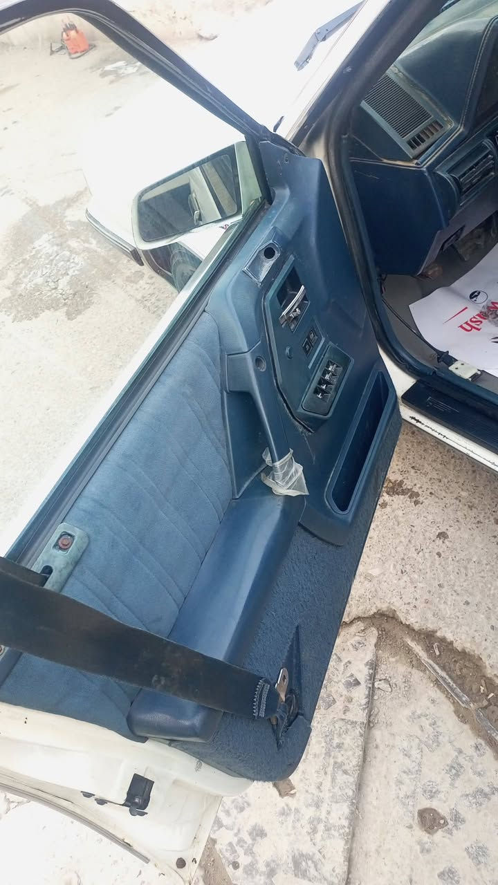 سلام عليكم شباب اولدز للبيع السيارى كامله مكمله بيهة قطع زغار صبغ كير مكينه صدر كاملة السعر 48
***********
