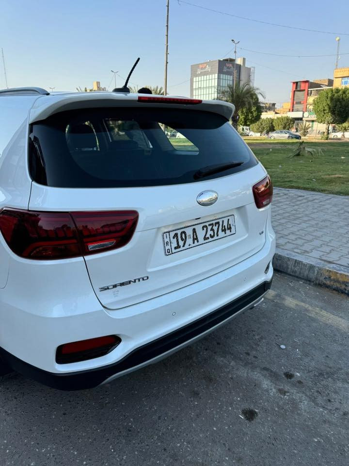 السلام عليكم
كيا سورنتو 2019 خليجي
شكل 2020
بيها بارد موضح ب سونار 
ورصعات
6 سلندر
7 راكب
تبريد 3 قطع 
بصمه تشغيل
تخم تاير جديد
كراسي كهرباء
صندوق كهرباء
حساسات اماميه وخلفيه
مري شفط
ماشيه 114كيلو متر حقيقي
محرك كير حداديه تبريد كفاله على وضع الشركه
رقم كربلاء بسمي مشروع وطني هزه انكليزي
 دولي جديد بأسمي تحويل اي وقت سنوية الى 2029 

السعر 238 ورقة
للاستفسارات رقم ***********
العنوان كربلاء
