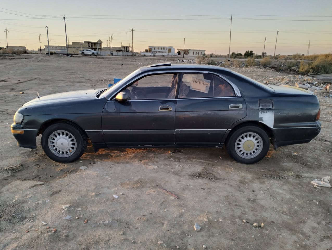 السلام عليكم ورحمة الله بطة للبيع موديل 1991 مكفولة من الگصة بيهة ضربة فقط بهذه  الموضح بل صورة اذا شراي اتصل علة الرقم ***********
