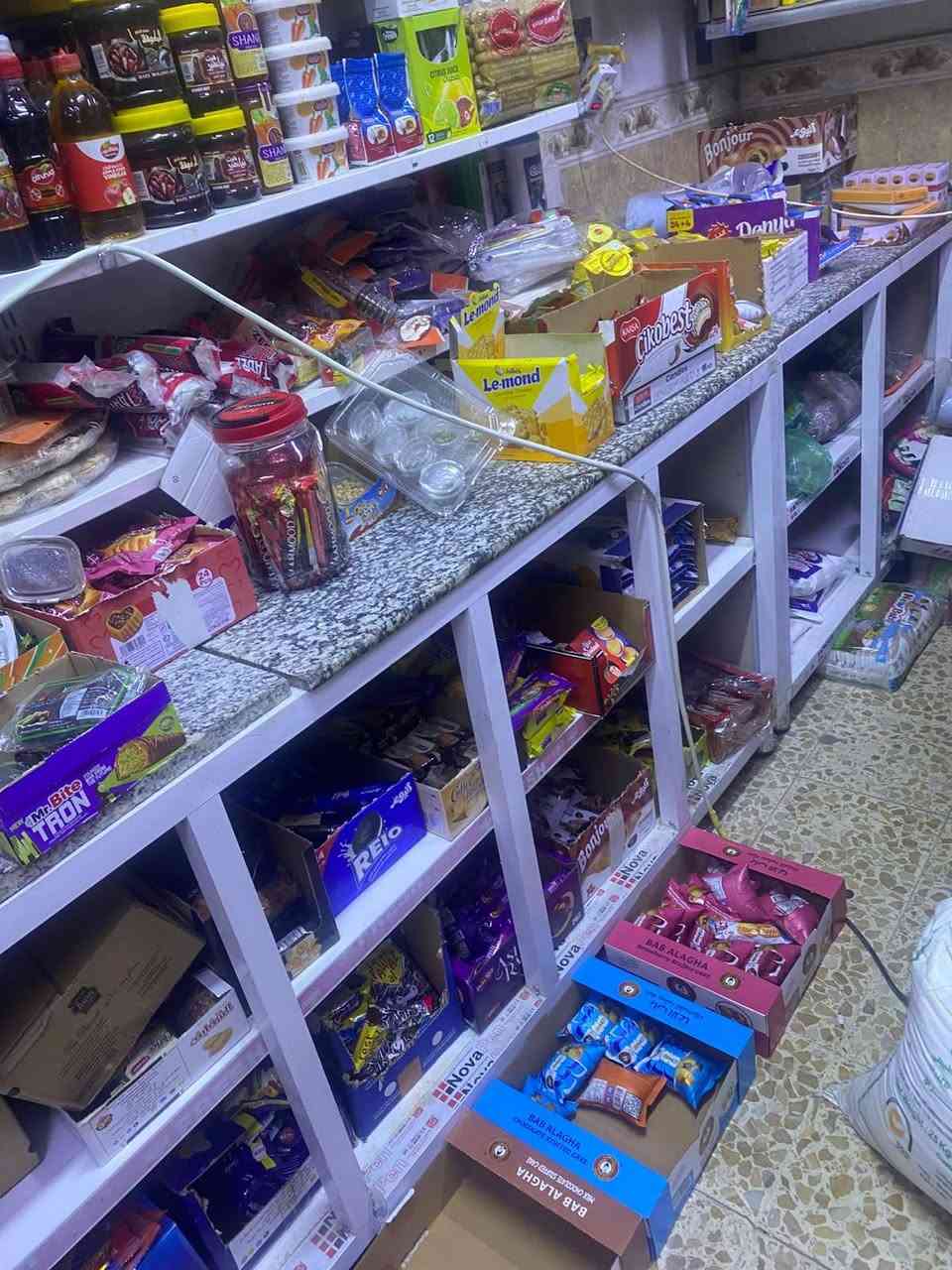 سلام عليكم رجاءآ لا تواعد و احذف المنشور و جايك 
يفيدنك تعال ما يفيدنك عوفهن 
عارضة كيك تركي مرمر الثقيل نظيفة وشغالة وبرودة توصل ٤درجات و ميوزة 2 المنيوم و مرمراتهن للبيع بالنجف رايدهن ب٥٥٠ 
***********
