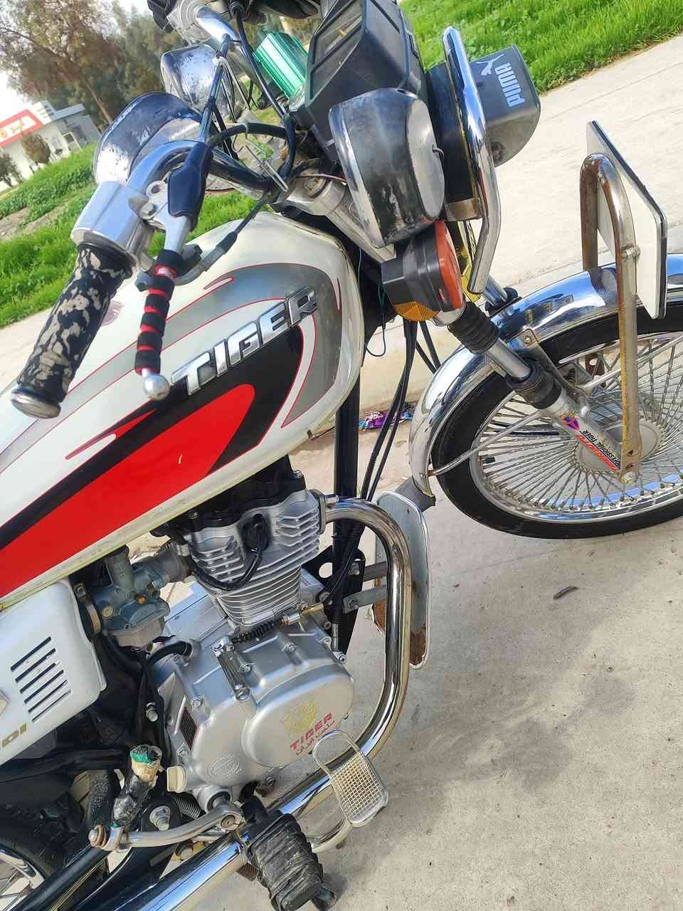 🔴دراجه تايكر 🔴
#للبيع فقط

موديل 2020 جاهزه من كلشي
وايرمنيه كير محرك
وايرمنيه كلها شغاله

#رقم_نينوى

تاريخ انتهاء السنويه 2029

شرط التحويل بدون وكاله فقط تحويل
السعر 1550 وبيها مجال شي قليل
تجي وتشوف بعينك 

عنوان موصل ايسر 

***********
واتساب واتصال
