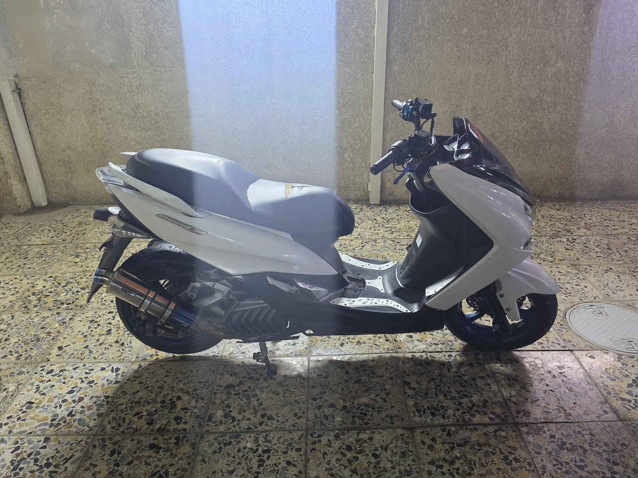 سلام عليكم دراجي ماجسته حديث لبيع كله شغال


**إذا كنت صاحب هذا الإعلان وتريد حذفه لأي سبب، رجاءا أرسل رسالة إلى الدعم الفني**