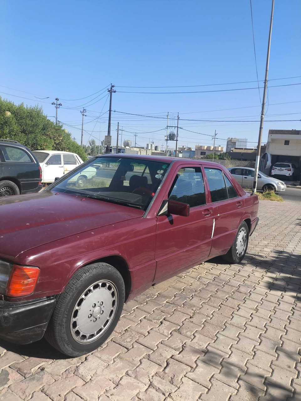 سياره مارسدس موديل 1991 حجم 190E
محرك بيبي شبح 4 سلندر محرك جبير 

سنويه 2030 فقط هزه خلصان رقم جديد 

تبريد ثلج فقط يحتاج غاز ❄️

سبير موجود و جاك خاص الها 

سعر 50 وبيها مجال بسيط ويرهم مراوسه حسب قناعه 

عنوان كركوك 

مراسله على ماسنجر


**إذا كنت صاحب هذا الإعلان وتريد حذفه لأي سبب، رجاءا أرسل رسالة إلى الدعم الفني**
