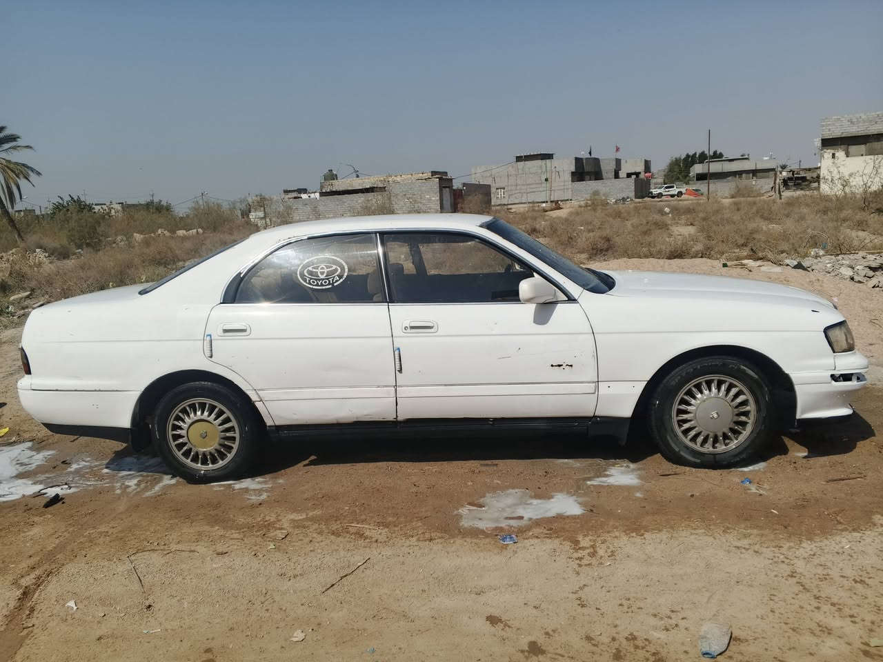 السلام عليكم بطه للبيع مديل 1993 مكفوله من الكص ونقل الجثه والضربه  مكينه كاضه 2500كير جديد كهربايات شغاله حداديه تخم تاير رقم بصره الماني تحويل ثاني يوم لسعر32وبيها مجال الاتصال عل رقم ***********المكان البصره كرمه علي ***********
