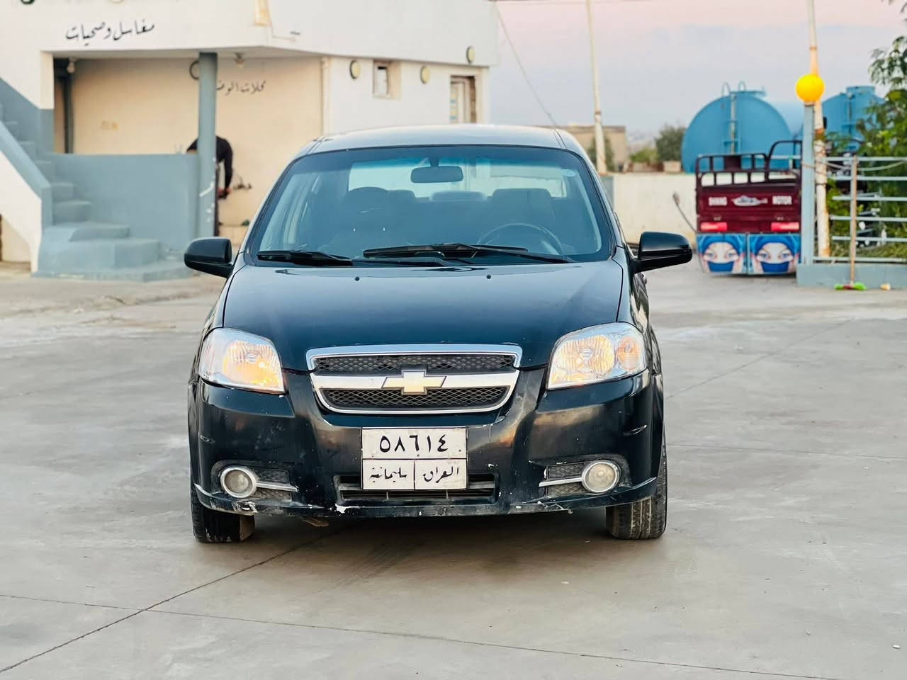 السلام عليكم ورحمة الله وبركاته
اڤيو 
موديل 2008 
ضررها قطعتين فقط 
سياره نضيفه كير محرك شرط 
كير عادي 
شرط تحويل 
سياره جهازه 
تواصل عبر الهاتف او عبر خاص 
***********
