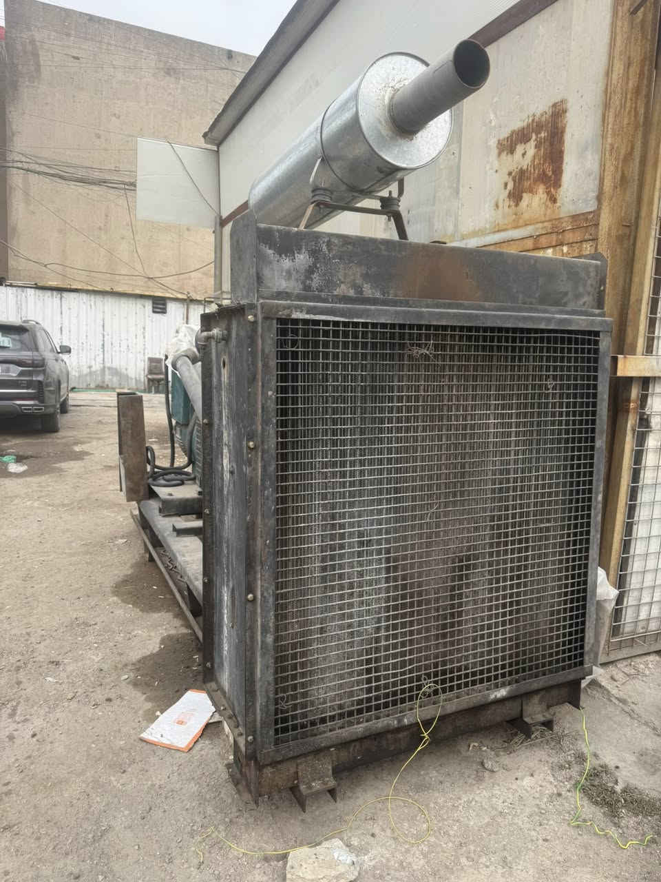 السلام عليكم للبيع مولدة نوع سكانيا بوما ١٢٤استندر بيه تبخير توليد ٣٥٠ بروتكشن حماية سعره ٥٠ ورقة قفل مكاني الاعلام ***********
