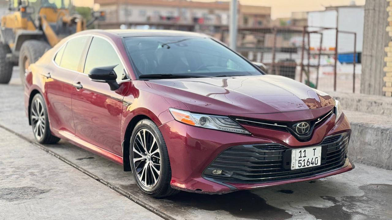 سلام عليكم
لبيع  XLE كامري 2018

رقم بغداد بسمي 

فول موصفات 

*فتحه بانوراما

*سايد بريك دكمه 

*بصمه اشاير ترحيب

*تحديد مسار +سياقه ذاتيه + رادار امامي و جانبي

*كشتات كهرباء جلد + تدفئه و تبريد 

*حساس امامي و خلفي 

*نظام اسبورت + نظام ايكو

*ضرر بس بالصوره 

*جام اربع اوتو 

و بعد هواي موصفات ماذاكرهن 

عنوان كربلاء السعر ١٨٥ وبيها مجال بسيط 

للاستفسار ***********
