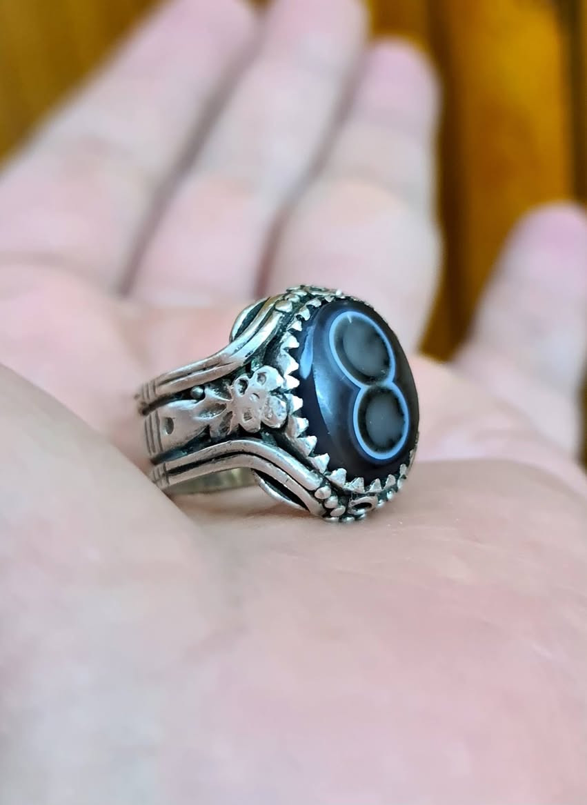 للبيع سليماني اسود ورصاصي مختلف
صياغة ثقيلة يدوية نازكة قطعة تحفة فنية يوجد توصيل ان شاء الله قياس الخاتم 22


**إذا كنت صاحب هذا الإعلان وتريد حذفه لأي سبب، رجاءا أرسل رسالة إلى الدعم الفني**