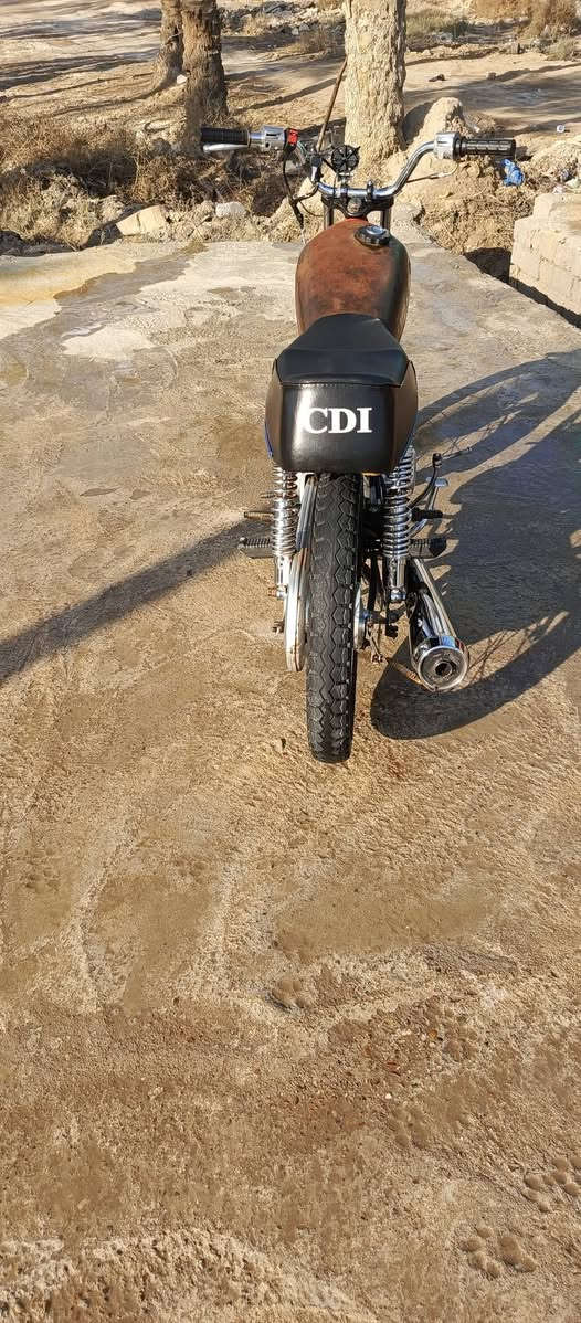 سلام عليكم دراجه للبيع نامه تعمير ادوات مفتوحه بوشهه وبستم  سعر 450 وبيه مجال شراي يتصل على لرقم***********
