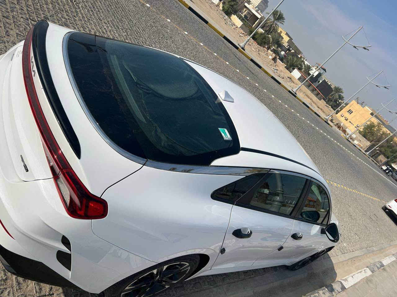 سلام عليكم k5 للبيع سياره جديده وارد امريكي موجود السونار ادخل علي وشوف ضربته رقم *********** البصرة, العراق
