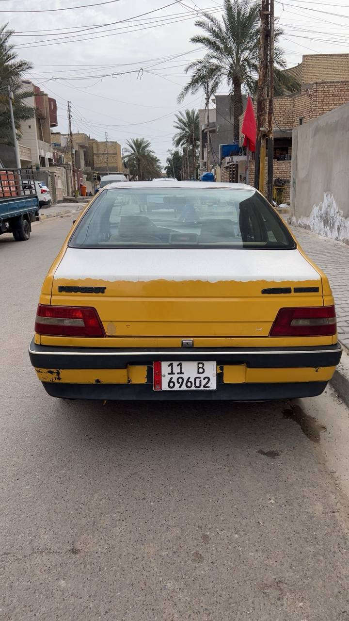 السلام عليكم بيجو 405 مديل 12
على وضع الشركه مبدل بيه فقط باب السايق محرك وكير وصدر جدد تبريد شغال الرقم انكليزي بغداد تحويل ثاني يوم  
مصفره هيئه وغرامات  السعر 35 وبيه مجال الشراي يتصل ***********. مكانه بغداد الحسينيه الراجديه
