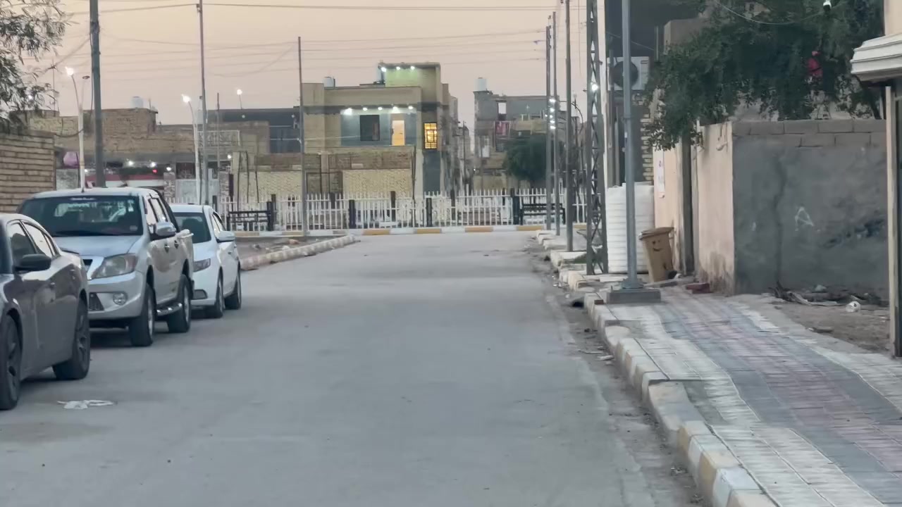 قطعه زراعي بسديناويه 300م ركن ع ثلاث شوارع تصلح محلات  مجمع وشقق تجاريه ع شارع رئيسي
وقريبه على السايدين

#موقع_جدآ_راقي       مستوصف ومدرسه قريبات كلش عليها  وقريبه كلش ع متنزه مسافه ١٠٠م 
وجه ع شارع 21 ونص 
متوفره كل الخدمات كهرباء ماي مجاري نت ضوئي رصيف مقرنص
للأستفسار الاتصال     ***********
