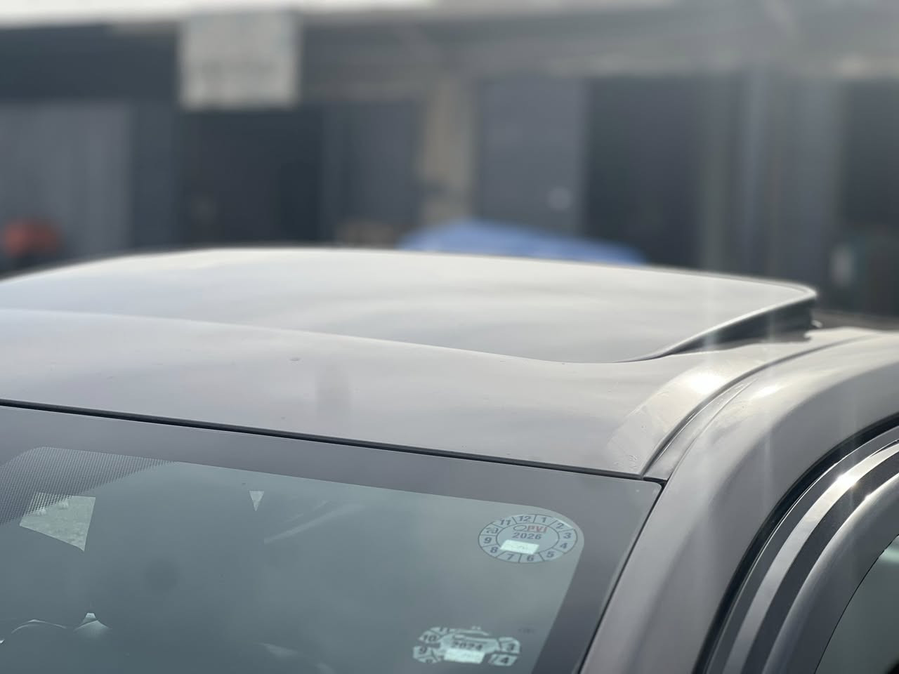 السلام عليكم كورلا ٢٠١٧ كير محرك شرط طخم تاير جديد صدر جديد فول مواصفات بصمه فتحه سلاي شفتات ستيرن مري هيترات كشانه جلد شركه ضررها ٣ قطع بدون دواخل شرط سنويه لحد ٢٠٣٠هزه جديده السياره بسمي / السعر ١٣٨ / رقمي / ***********
