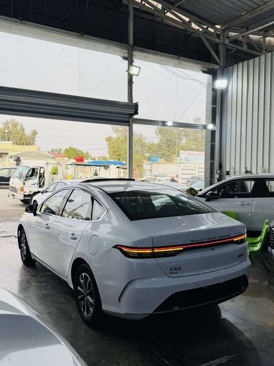 �♥️ مجموعة الملك لتجارة السيارات ♥️🔥
عروض حصرية وأسعار نــار 🔥
━━━━━━━━━━━━━━━━━━

🚘 BYD Destroyer 2025 فول مواصفات
⚡ سيارة عصرية – تصميم شبابي – صرفية اقتصادية

✅ محرك قوي وأداء ثابت
✅ شاشة كبيرة حديثة
✅ نظام بصمة وتشغيل زر
✅ كامرات + حساسات أمامي وخلفي 
✅وتجي فتحه سقف سلايد روف 
✅ داخلية فخمة ومريحة
✅ جنوط رياضية مميزة

💥 السيارة جاهزة للتسليم الفوري
💥 أفضل سعر بالسوق لفترة محدودة

📍 العنوان: بغداد – الكريعات – نهاية شارع المعارض
📞 للاستفسار والحجز:

☎️ 0772 821 1475

☎️ ***********
