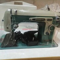 مكينة خياطة • ياباني أصلي • نظافة ٩٠٪