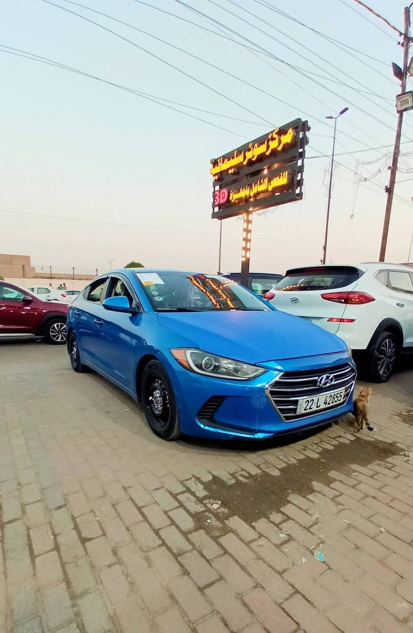 السلام عليكم النترة البيع 2017 سيارة بيهة قطعتين بنيد وجاملغ سيارة  مكينة 2000 مفتوحة قبل سبوع  
 تخم تاير
رقم أربيل بسمي تحويل ثاني يوم 
الاستفسار اتصال علا ***********
