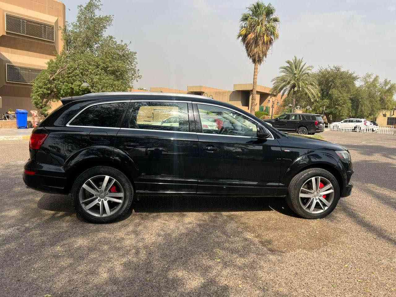 اودي Q7موديل 2013 خليجي وكاله مكفوله من كلشي فول مواصفات 7 راكب السعر 155$ عنواني بغداد قرب مرور الكاظميه *********** بغداد, العراق
