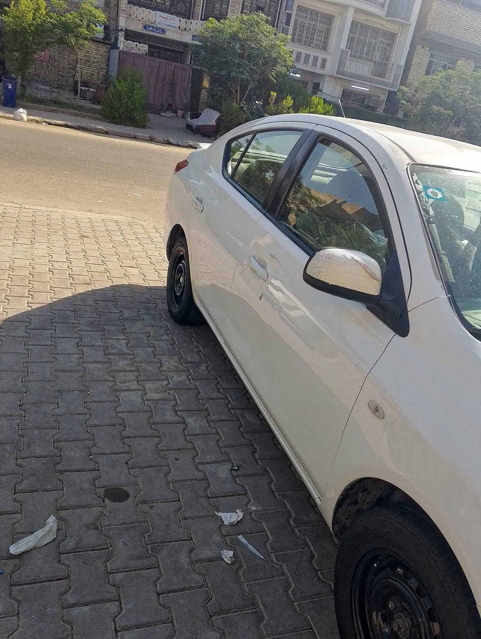 ه السلام عليكم سياره نيسان هندي للبيع المكان بغداد بيهه تبديل شركه جاملغ وبنيد وهاي الطخه كبال العين محرك كفاله كير كفاله رايدهه بدفتر بيهه مجال قليل ***********
