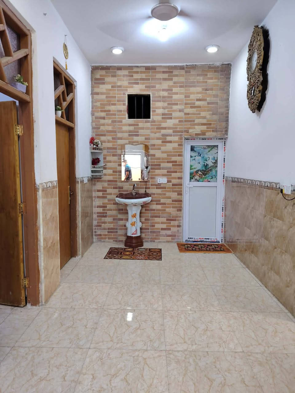 للبيع بيت بحواس مساحه 200متر طابقين 4غرف نوم صاله استقبال وصحيات للاستفسار ***********
***********
