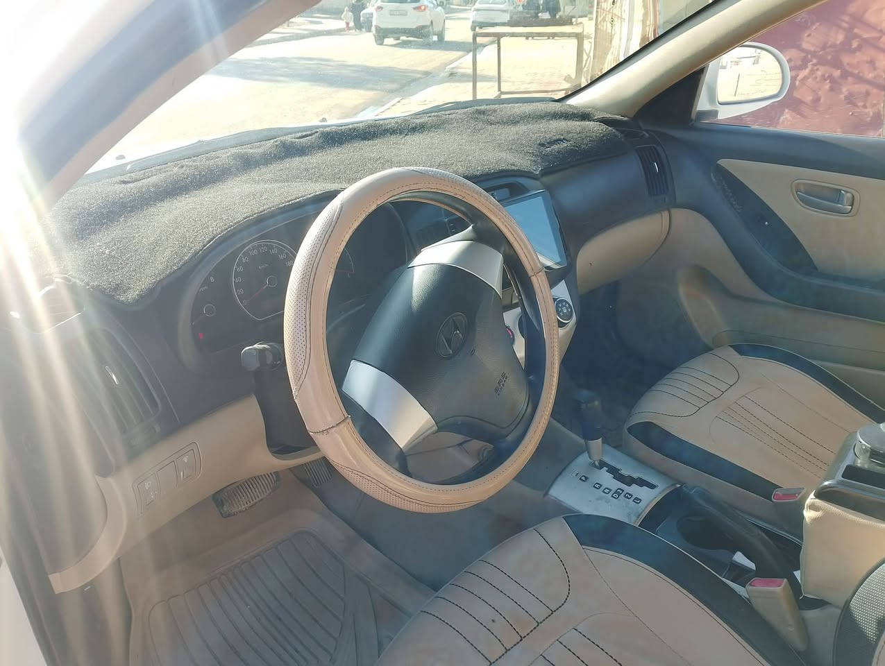 السلام عليكم
النتر موديل 2010

محرك 16

سياره نضيف مال جناي

بيها قطعتين تبديل بدون 

رقم دهوك مسطره 

هزه جديده

صاحب الشرعي احنا 

السعر 118وبيها مجال 

***********للاستفسار اني مجرد ناشر
مكاني موصل ناحيه المحلبيه
