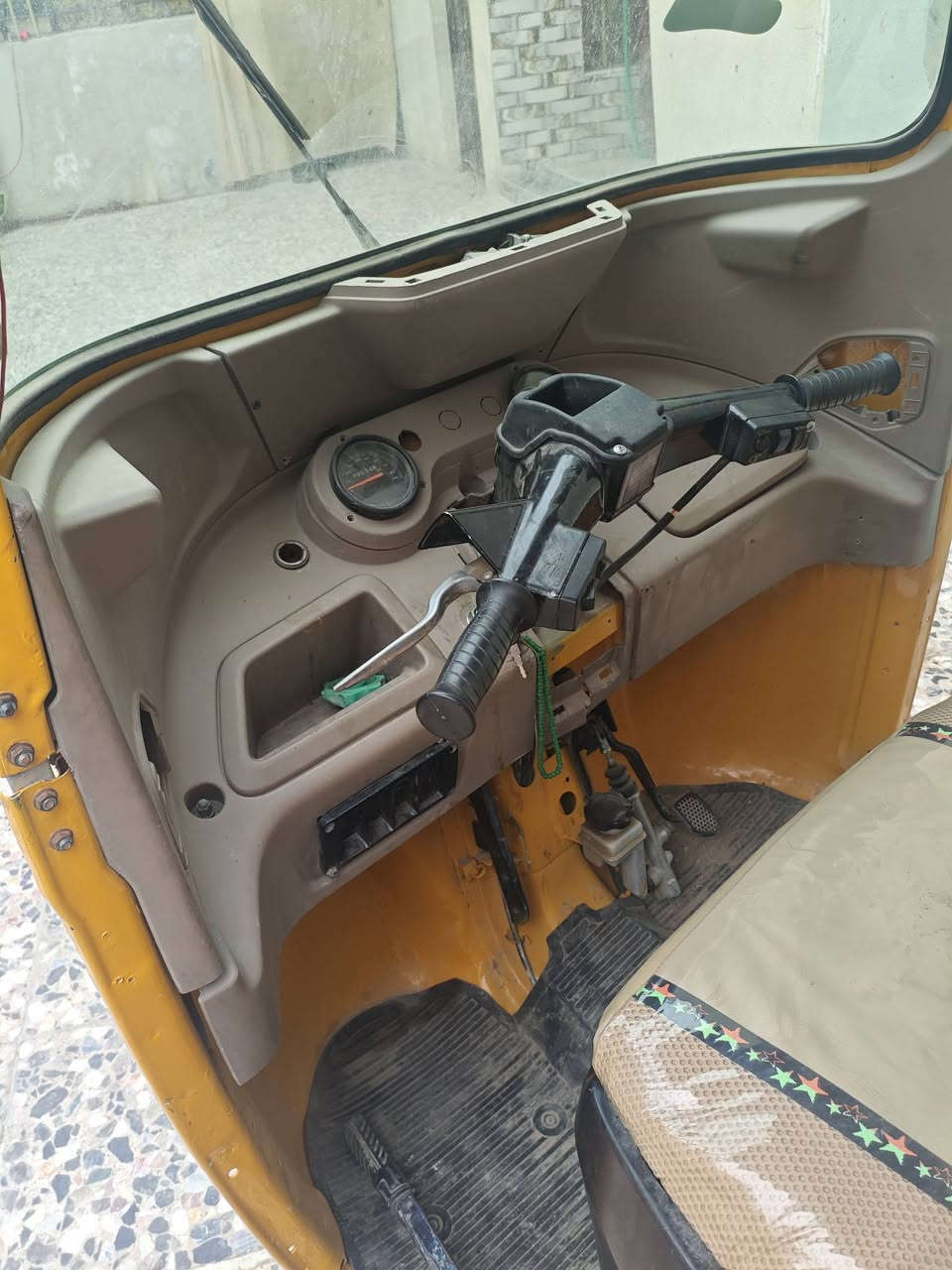 تكتك للبيع 21اوراقهه ضايعة نظيفة لاتنقيص ولاتبخير جاهزة السعر 3٫700 مكاني بغداد ***********
