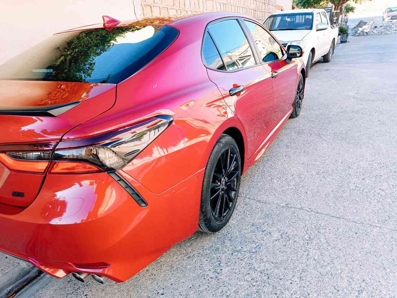 سلام عليكم
ماشية ٩٥ الف ميل 

مواصفات se تشمل 

رادار 

٣ انظمة قيادة 

شفتات بالستيرن 

كشن كهرباء 

وباقي مواصفات se المعروفة

السيارة بدون اي نقص او خلل ميكانيكي 

ضرر السيارة 

صفحة السايق ما عدا باب  

وجاملغ PDR 

السيارة بدون دواخل وايرباك سليم الضربة سطحية 

مكان السيارة اربيل وباسمي 

السعر ١٧٥ وبي مجال بسيط

***********

***********
