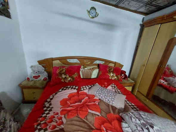 سلام عليكم غرفه تركيه 6 قطع نضافتها كدام العين سعر 100 وبيها مجال عنوان موصل حي عدن 
*********** واتس
