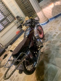 دراجه للبيع 24شكل25 نضيفه حيل وناعمه ونشاط يخبل عايزه فقط باتري وتشتغل...