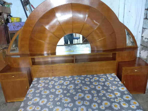 تخت نفرين صاج شغل ثقيل جدا نظيف السعر ٩٥ قفل تواصل خاص ***********
