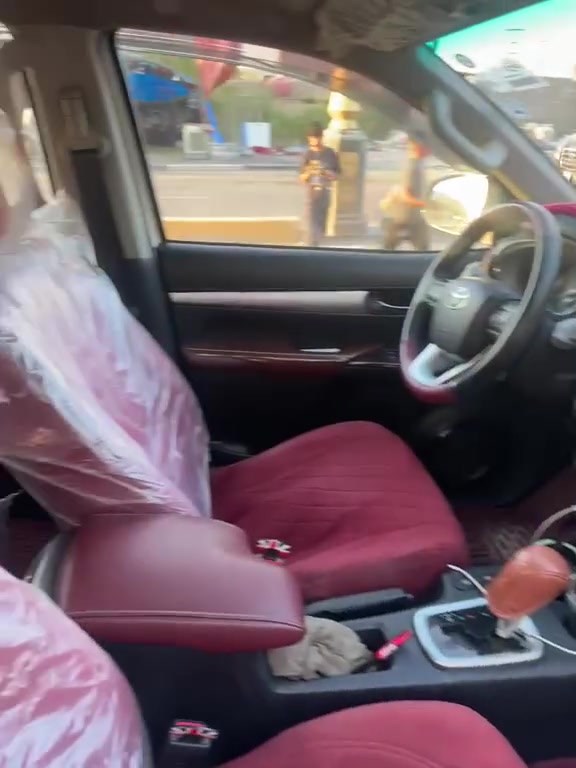 سلام عليكم
للبيع تويوتا هايلوكس فور ويل   موديل 2021 

رقم اربيل ورقم جديد وسنويه تسقط  بتاريخ 2031/8/2

السياره ماشاء الله  جديده بمعنى الكلمه 

مواصفات(بصمه-قطعتين تبريد-كشنات تبريد-كامره-شاشه ايباد-مثبت سرعه-تحكم ستيرن-ويل كب……الخ …. گير اوتماتيك )

 شركه ساز 

السياره جديده بمعنى الكلمه بيها فقط اربع اصابع بارد بجاملغ السكن الامامي وبيها تعديل بارد  الباب الي وره السايق  أربع أصابع وبيها طخات بسيطه كلش سياره استخدام شخصي 

سونار المندلاوي  مرفق بالمنشور

السعر 265  وبيهه مجال  للشرايه

العنوان بصره ابي الخصيب 

للاستفسار واتساب 

***********
