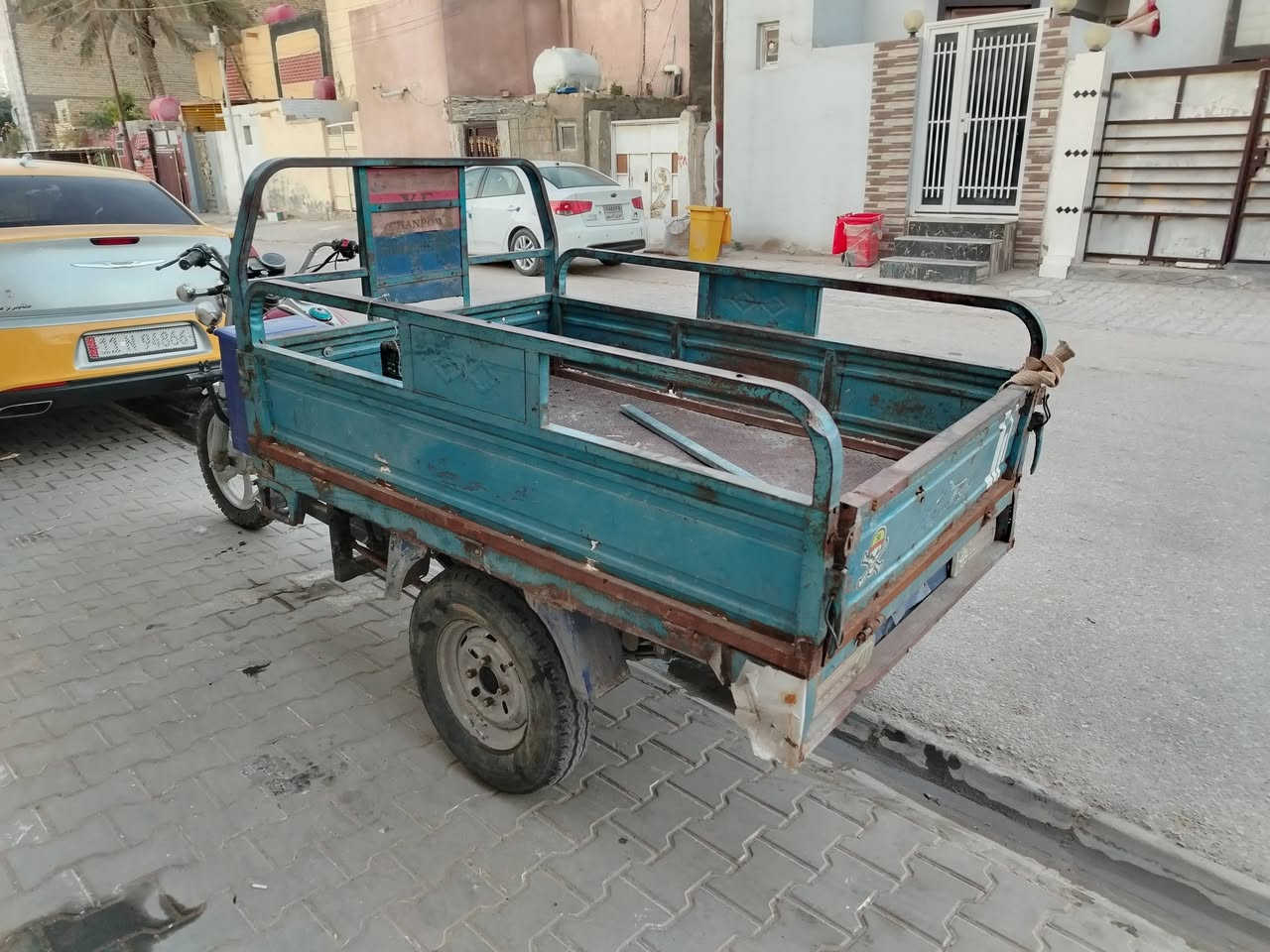 سلام عليكم
ستوته جمره للبيع مكفوله جاهزه 2014 أوراق اصولي
تخم تاير جوبلس محرك ستوني مجفته بعده ع سحك
المكان كوفه حي ميسان
رقم ***********
