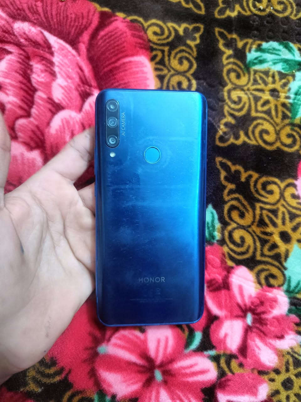 ب35 الف  
هونر اكس  9  نضيف  كلش  
عوزه بس شاشه    شغتل كدام  العين  
تكدر تفحص كلشي     ذاكره 128  عشوائيه 6  بطاريه 5 الاف 
المكان  ناصريه تضحيه


**إذا كنت صاحب هذا الإعلان وتريد حذفه لأي سبب، رجاءا أرسل رسالة إلى الدعم الفني**