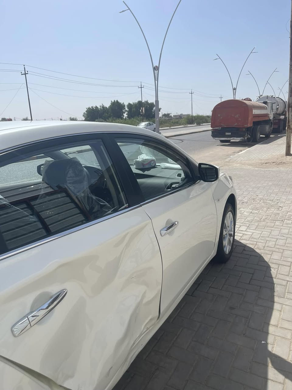 سنترا 2025 زيرو ماشيه 400 اقل من الاف رقم اربيل باسم شركة
وكاله ما صادرة مجانية
نضام ايكو
بروجكتر دواخل اسود
بيهه هذا الضربه مثل ما وضح أبيع ع حادثه والباقي كفاله عامه
السعر 118 وبيهه مجال قليل للشراي مكانها بصره 
رقم صاحب السياره ***********
