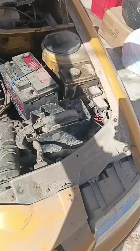 سمند ع هذا وضعها راعيها ما اندله ابيعها بسعر التفصيخ لا تكلي شبيها ما بيها شوف الفديو زين وتعال ع الخاص سعرها قفل من الاخير 8 اوراق ما بيها مجال دولار واحد ما سنجر ما اجاوب ع الوتساب اجاوبك و على راسي اخليك ***********
