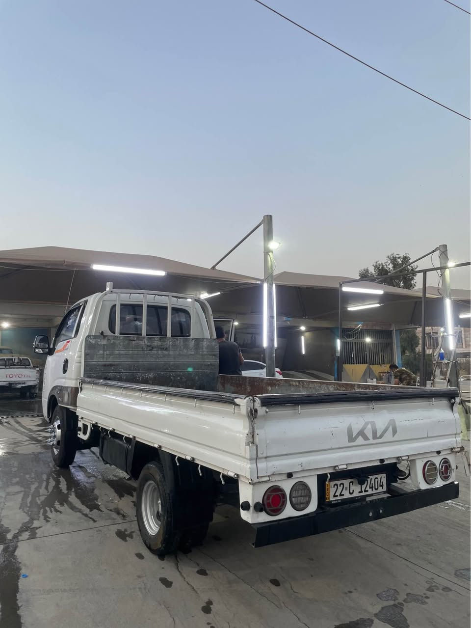 سلام وعلیکم 
کیا ٤هەزاری مۆدیل ٢٠١٢ ٤ هەزاری عادی
بۆ فرۆشتن رەقەم و سەنەوی نوێیە یەک دینار غرامەی لەسەر نیە
ماڵ دۆست و کاسبیە
یەک دینار مەسرەفی نیە لە حەیب و حاتڵ بوون 
کەمێک وردە وارەی تیایە بۆ دڵی خۆت ئەگەر جوانکاری بکەی
جەمپەکی خەفیفی پێشی هەیە لەگەل ناو دەرگاکانی 
گێر و مەکینە و شانسی بە شەرت
مەکینە و شتی بێ حەیبە ٦ تایەی نوێیە لە ژێرە لۆک تایەی پشتی ئەسڵ ٦ تەنی لێدە بێ منەت
سەیارەکە لە هەولێرە بای ٩٨ وەرەقەیە معامەلەیکی کەم و برایانەی تیایی
***********
***********
***********
موشتەری تەلەفۆن بکە أربيل, العراق
