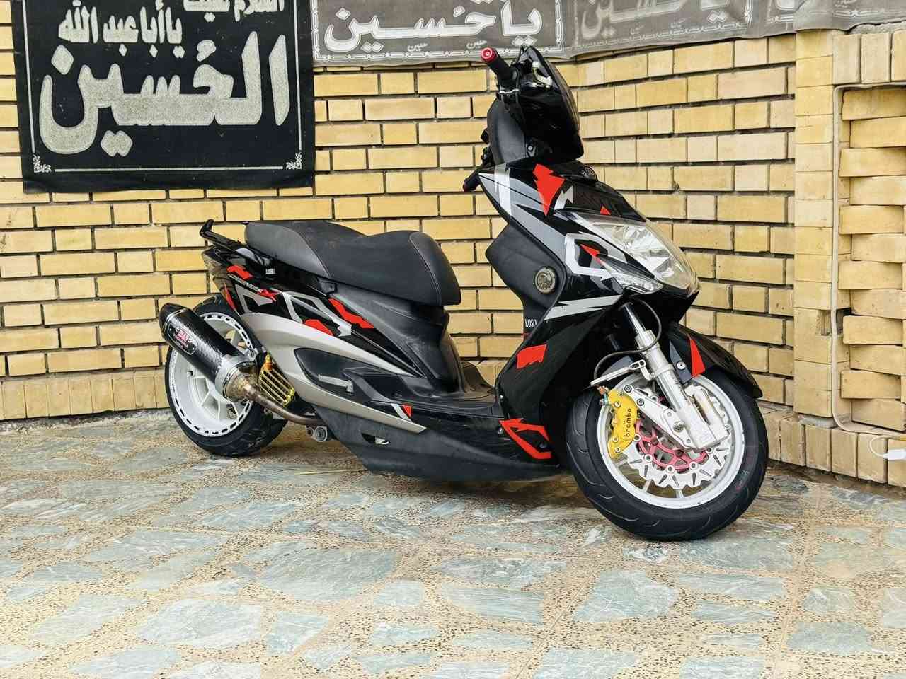 السلام عليكم من رخصة الادمنية المحترمين 
سكنس لد للبيع 
مزودة ومعروفه مكينة 58 بلاد
ويل خلفي 
شيال راجع
جكات تصعد وتنزل 
صالنصة يوشمارا
ويالة رياضي تايرات جلاتين
صدر امامي ماركة معروفة وقوية 
فلنجة ودسك رياضي 
كلجات امامي خلفي رياضي
سبايدر تي ماكس قطعتين 
لايت امامي زنون 
اشاير لد 
تدفئة 
مكانة كربلاء طويريج 
***********
