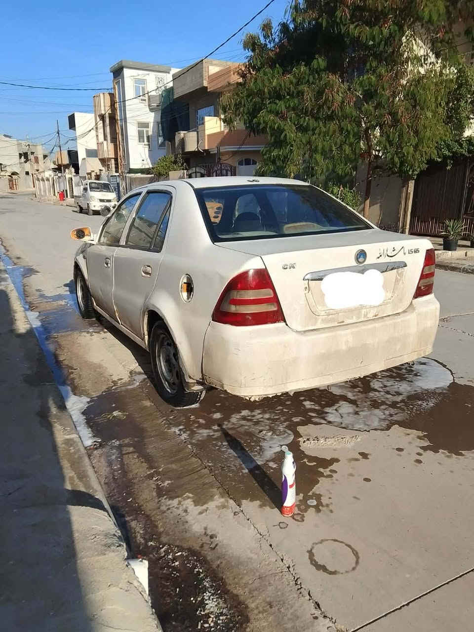 السلام عليكم
سي كي للبيع 2013 
كصه قديمه  
رقم نجف الماني
مشروع وطني 
سنويه بل 24 ساقطه
 تحويل ثاني يوم
محرك الاصلي
كير ومحرك شرط
سياره بور جديد 
باتري جديد
شاشه وكامره خلفيه 
تايرات اماميه جديده 
والخلفيه نفس الشي
كهربائيّات شغاله 
سياره تحتاج طخم امامي  
السعر 30 وبيها مجال 
 الرقم ‏‪***********
مكاني الموصل
