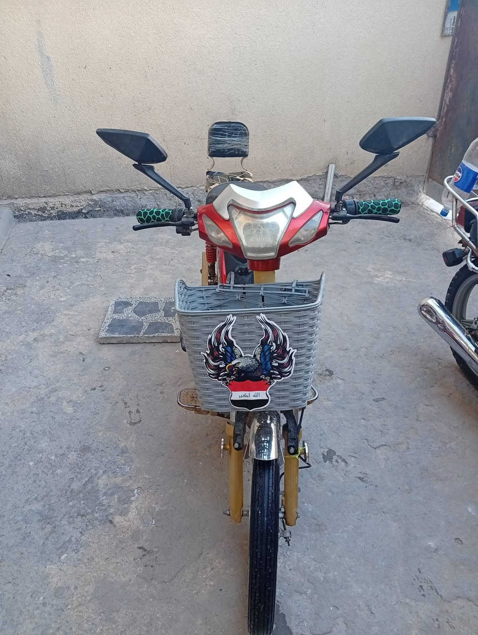 سلام عليكم مو طور شحن البيع موديل 2024 مكفول عل فحص كامل السعر 325// الاتصال *********** بي واتساب
