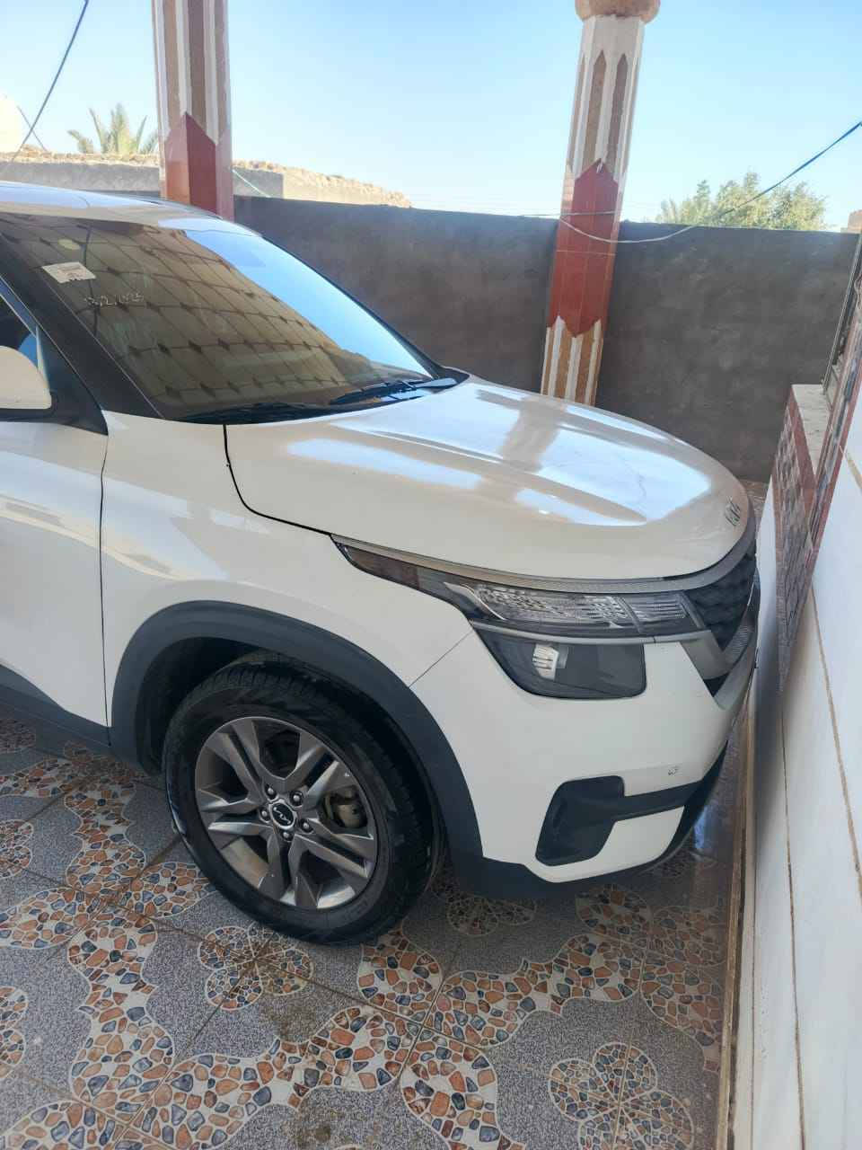 كيا سيليتوز 
موديل 2023
وارد خليجي
حادثه بنيد +جاملغ 
مكينه 1600Cc دووووش
كير ATالمرغوب6نمر
مواصفات فول،1/1
بدون رقم  
***********
*********** السماوا, المثنى
