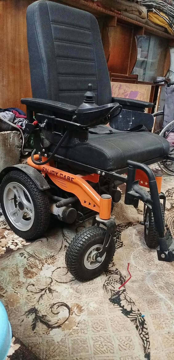 سلام عليكم
عربانه معوقين حجم كبير جديده للبيع عنوان حله 

***********
