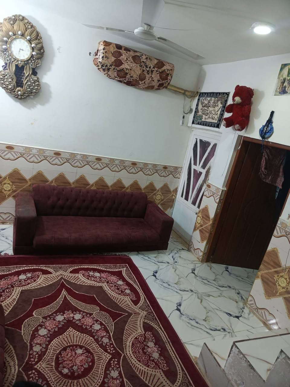 بيت بال حمد نزله شيخ سامي اول فرع مساحته ١٣٠ للبيع


**إذا كنت صاحب هذا الإعلان وتريد حذفه لأي سبب، رجاءا أرسل رسالة إلى الدعم الفني**