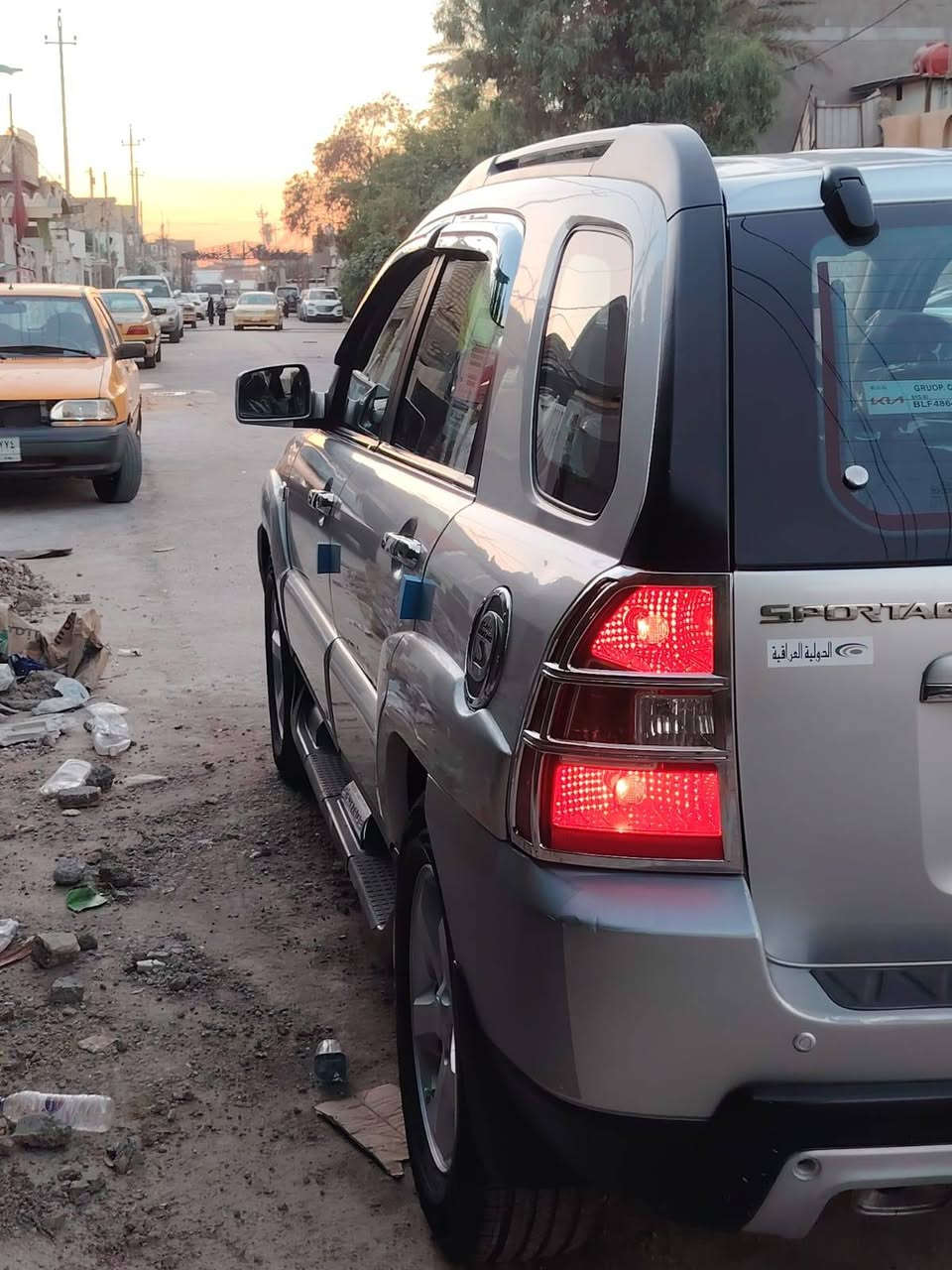 كيا سبورتج خليجي موديل 2009 فول مواصفات 1/ 1
السيارة كفالة من الصبغ والضربه والتبديل والبارد 

كير ومحرك مكفولات جدد وغير مفتوحات حداديه جديده 

ما بيه اي نقص السيارة جديدة وجاهزه 

مواصفاتهة معروفة

فتحه بالقماره سلايت 

محرك 2000 دوش

كشنات جلد 

كشنات كهرباء 

حساس خلفي

خمسه ويل كب 

مري شفط واشاير بل 

تحكم ستيرن

رقم السياره بغداد الدولي الجديد باسمي وهزه جديدة سنوية جديدة 

مكان السياره بغداد للتواصل ***********

السعر 118
