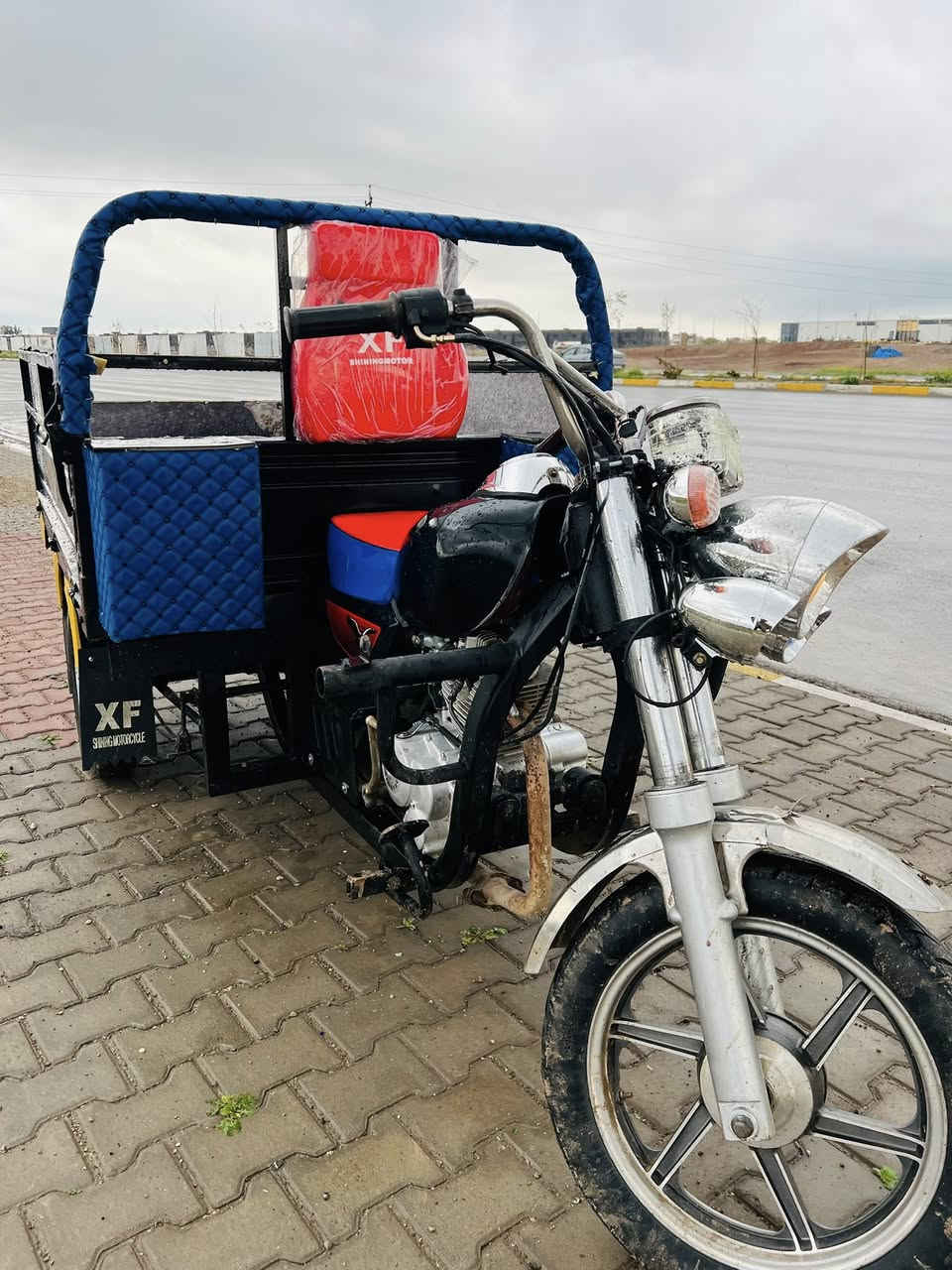 السلام عليكم شباب  ستوته للبيع موديل 2020عليها محرك2025 نضافه فوول كهربائيات كلها شقاله محركها دمعه اي صوت ما بيه سعرها 1200 وبيها مجال الشراي يتصل ***********
