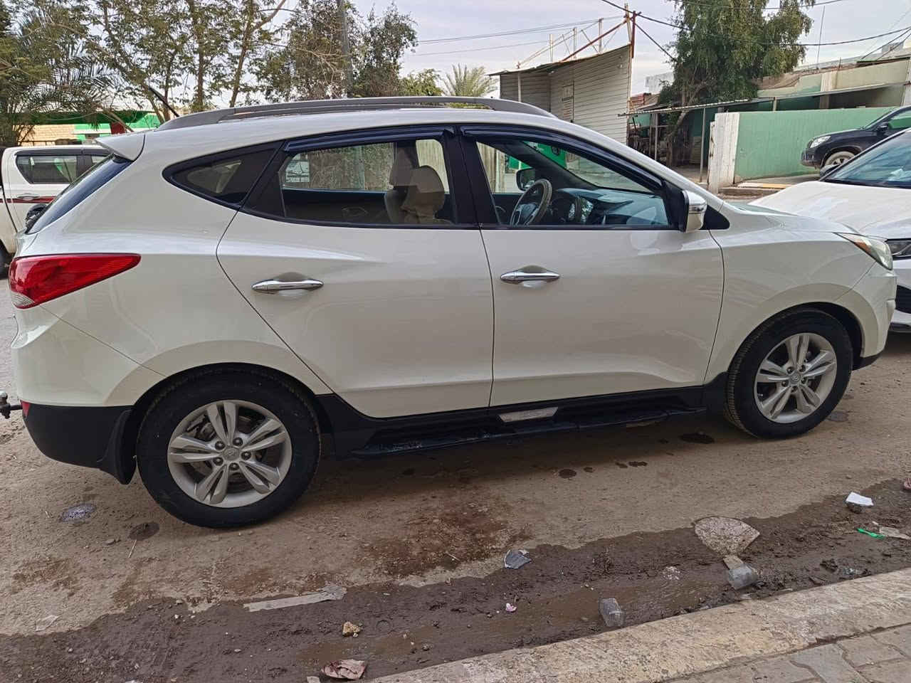 توسان 2011  فول 1&1 خليجي كفاله عامه من الصبغ و البارد
السعر 145 $ السيارة كلها  شرط گير محرك (فقط القبغ ) گشر تبريد كهربائيات صدر خلفي امامي   متحتاج مصرف مكان السياره صلاح الدين تكريت للاستفسار اكثر تفضل خاص او الاتصال
ع ***********
*********** واتس تكريت, صلاح الدين
