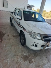 هايلوكس تماتيك • ٢٠١٥ • رقم ذي قار