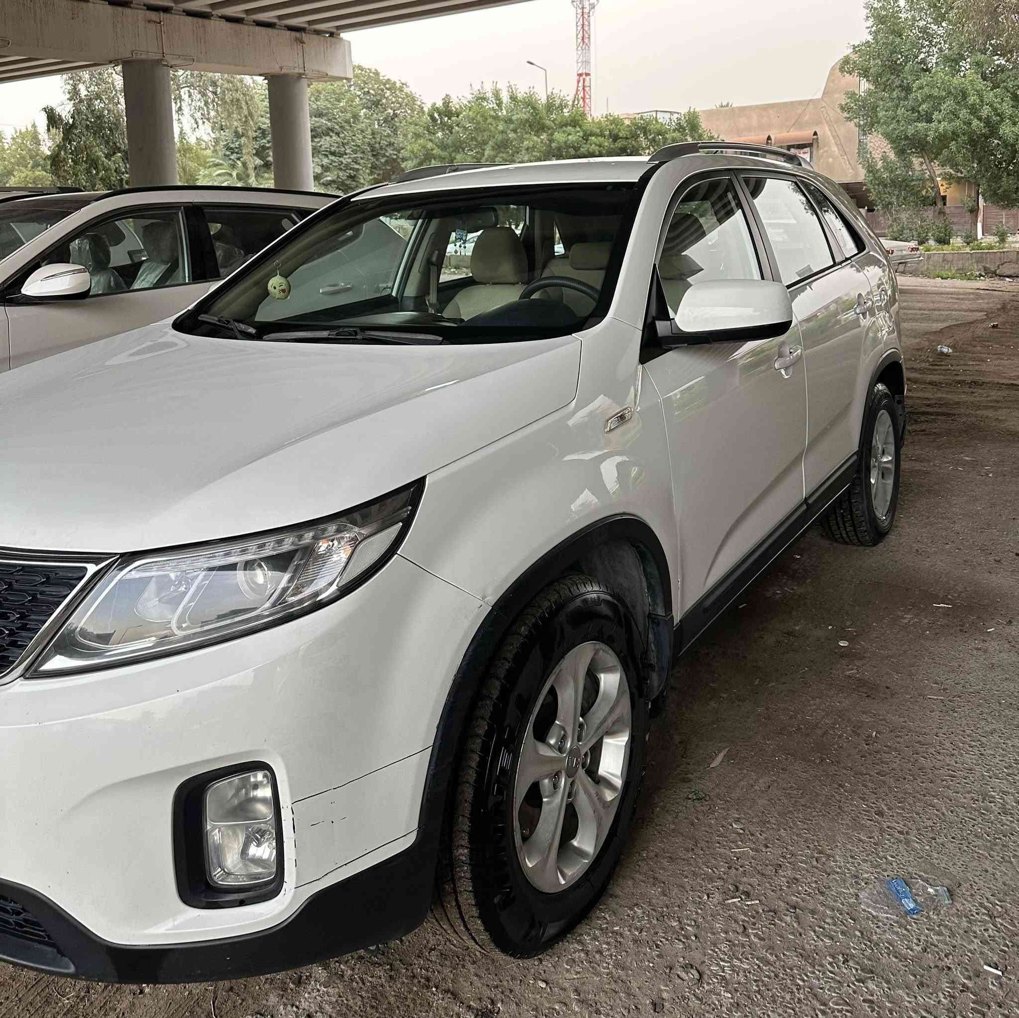 سورنتو ٢٠١٤ خليجي ٤ سلندر رقم سليمانية ماشية ١٧٥ الف بدون قطعة صبغ السياره بيه ملاحظات كم شخط ومكحل او طخه خفيفة المحرك مفتوح فقط بغداد اليرموك سعر ١٦٠ ورقة بيه مجال ***********
