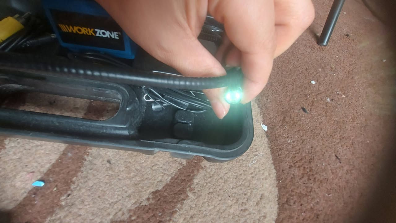 ✅️كامره فحص ما مستعمله ابد بعده الزكه على الشاشه ما موخريه صناعته تايون مو صيني وماركه يعني اصليه  اسمه  zonework   اول واحد يطيني بيه سعر ابيعه هذه رقمي ***********
