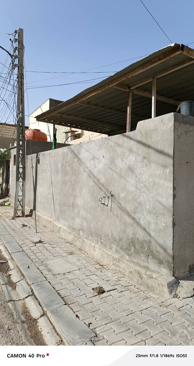 دار للبيع مساحه 220 ركن على منتزه  الاستفسار ***********
